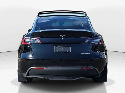 Used 2024 Tesla Model Y Long Range image 6