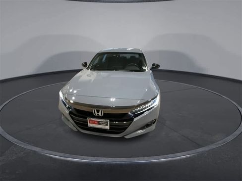 Used 2022 Honda Accord Sport image 3