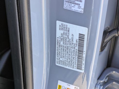 Used 2025 Honda Pilot Touring image 32