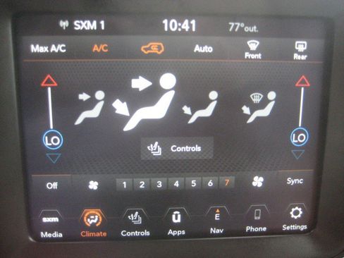 Used 2022 Jeep Renegade Limited AWD/4WD image 24