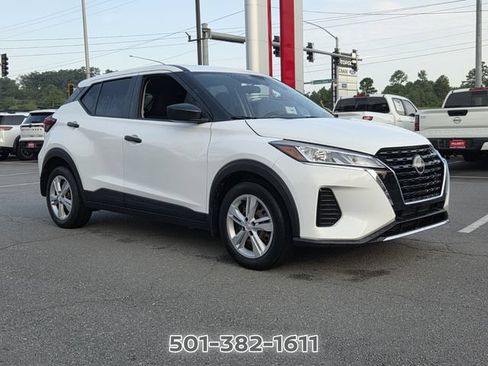 Used 2024 Nissan Kicks S FWD image 7