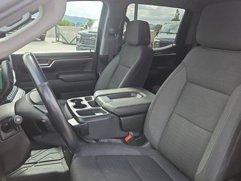 Used 2022 Chevrolet Silverado 1500 LT RWD image 19