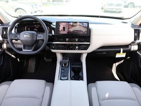 New 2026 Nissan Pathfinder SL AWD/4WD image 27