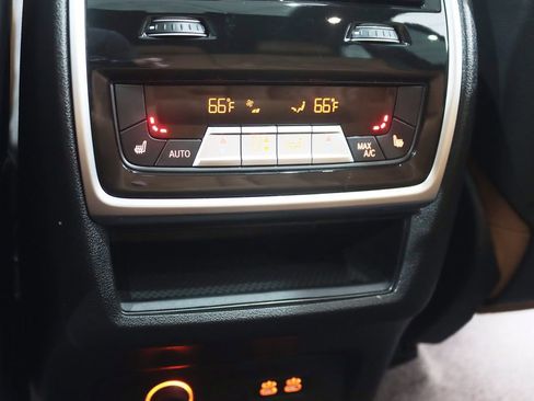 Used 2025 BMW X5 xDrive50e w/ M Sport Package image 30