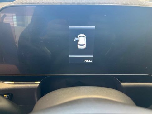 Used 2025 Kia Niro EX Touring FWD image 5
