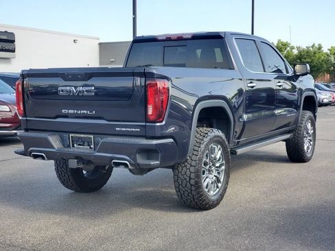 Used 2023 GMC Sierra 1500 Denali Ultimate AWD/4WD image 4