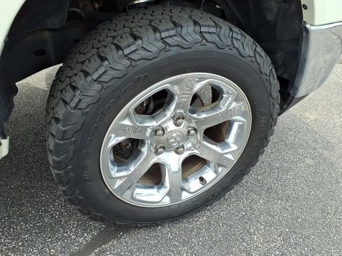 Used 2017 RAM 1500 Laramie AWD/4WD image 22