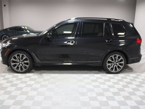 Used 2021 BMW X7 M50i w/ Dynamic Handling Package AWD/4WD image 8