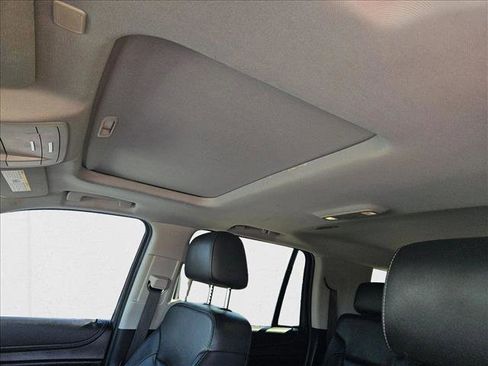 Used 2019 GMC Yukon SLT image 14