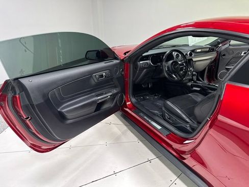 Used 2019 Ford Mustang GT Premium w/ GT Performance Package RWD image 11