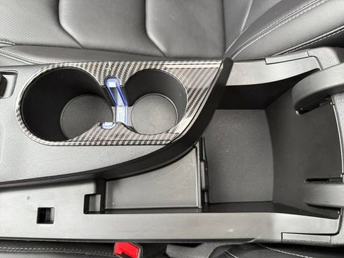 Used 2022 Chevrolet Camaro LT w/ RS Package image 27