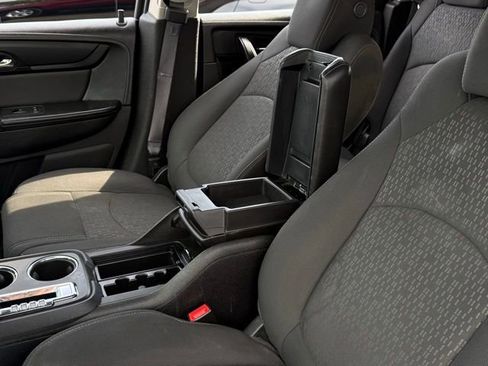 Used 2013 GMC Acadia SLE image 33