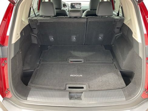 Used 2023 Nissan Rogue SL w/ SL Premium Package image 22