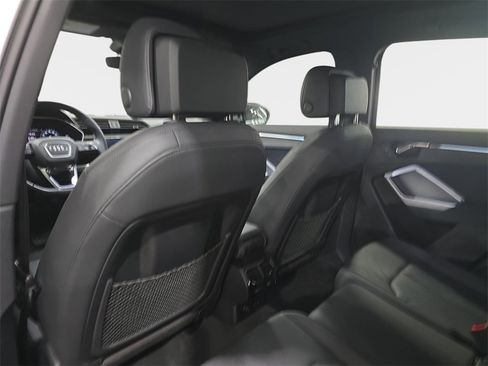 Used 2023 Audi Q3 2.0T Premium Plus w/ Premium Plus Package image 13