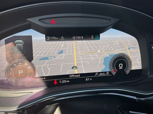 Used 2019 Audi Q8 Premium image 33