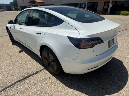 Used 2021 Tesla Model 3 Long Range AWD/4WD image 3