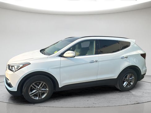 Used 2018 Hyundai Santa Fe Sport w/ 2.4L Tech Package 04 AWD/4WD image 8