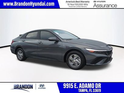 New 2026 Hyundai Elantra SE