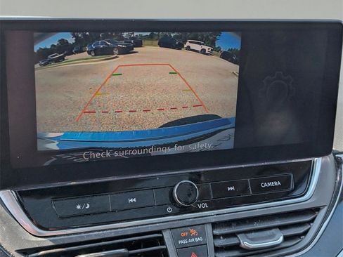 Used 2023 Nissan Altima 2.5 SR w/ SR Premium Package image 24