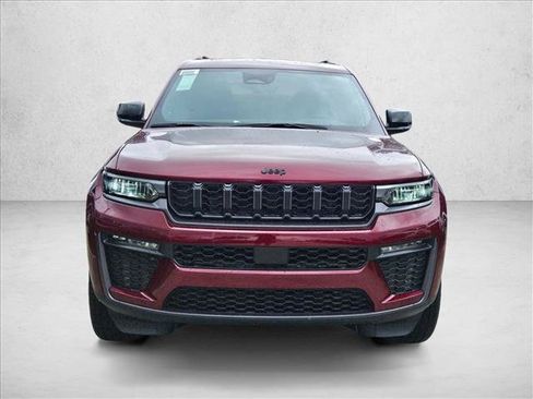 New 2026 Jeep Grand Cherokee L Limited w/ Limited Altitude Package AWD/4WD image 6