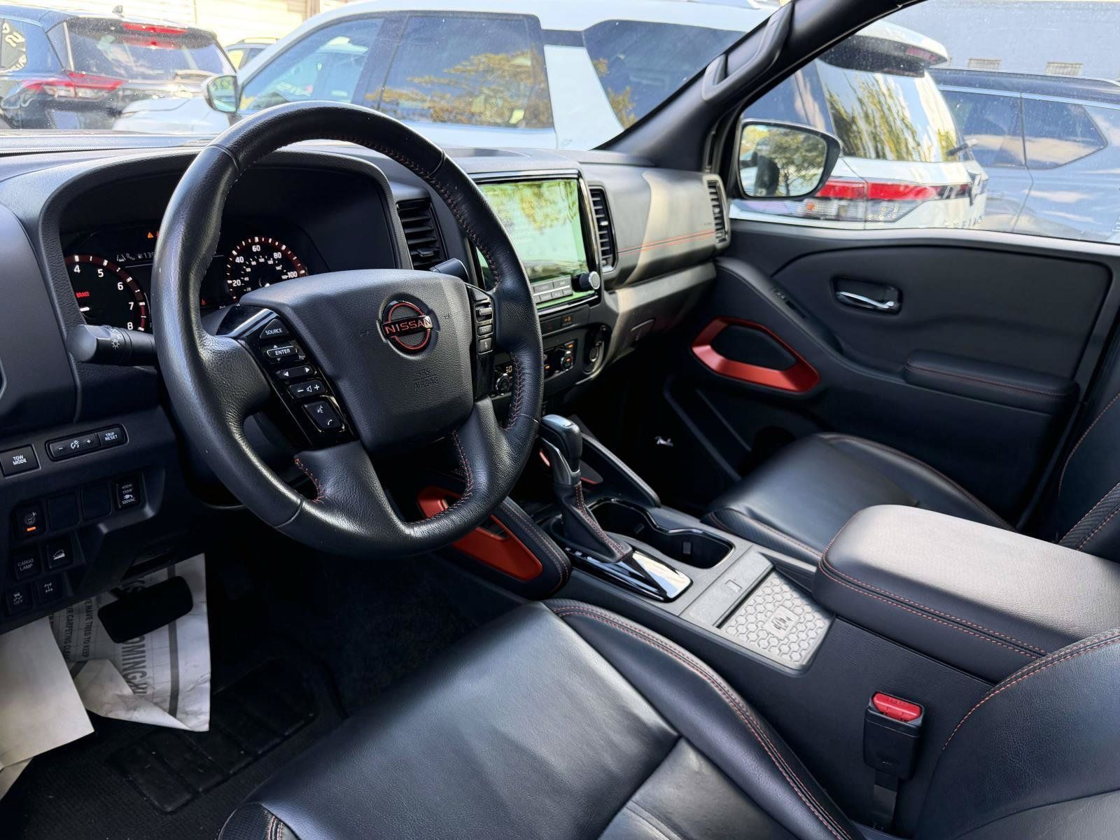 Used 2023 Nissan Frontier PRO-4X w/ Pro-4X Premium Package AWD/4WD image 13