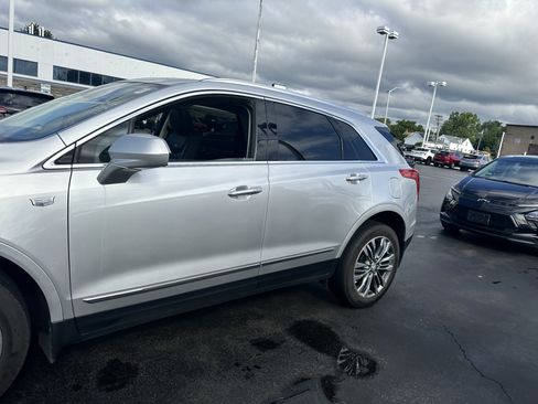 Used 2019 Cadillac XT5 Luxury AWD/4WD image 5