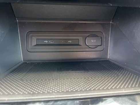 Used 2023 Volkswagen Atlas SEL AWD/4WD image 21
