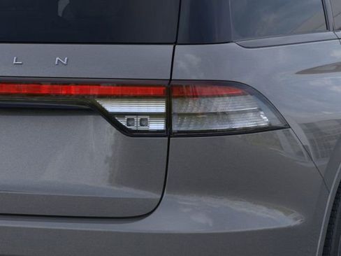 New 2025 Lincoln Aviator Premiere w/ Jet Appearance Package image 21