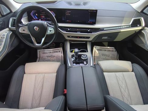 Used 2024 BMW ALPINA XB7 AWD/4WD image 10