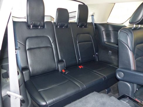 Used 2022 Nissan Pathfinder Platinum w/ Cargo Package image 46