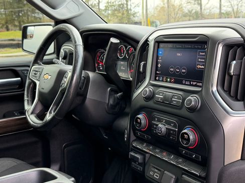 Used 2020 Chevrolet Silverado 1500 LT w/ All-Star Edition image 16
