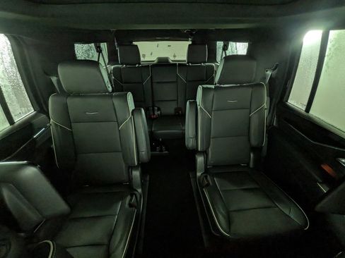 Used 2021 Cadillac Escalade ESV Sport image 33