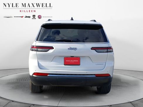 New 2026 Jeep Grand Cherokee L Laredo image 15