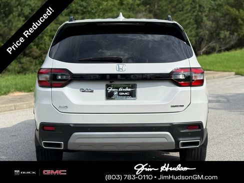 Used 2023 Honda Pilot Touring image 13