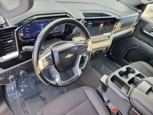 Used 2024 Chevrolet Silverado 1500 LT w/ Protection Package image 7