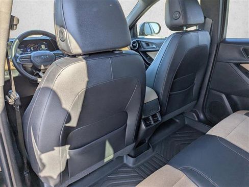 Used 2025 Chevrolet Equinox ACTIV w/ Safety and Technology Package image 25