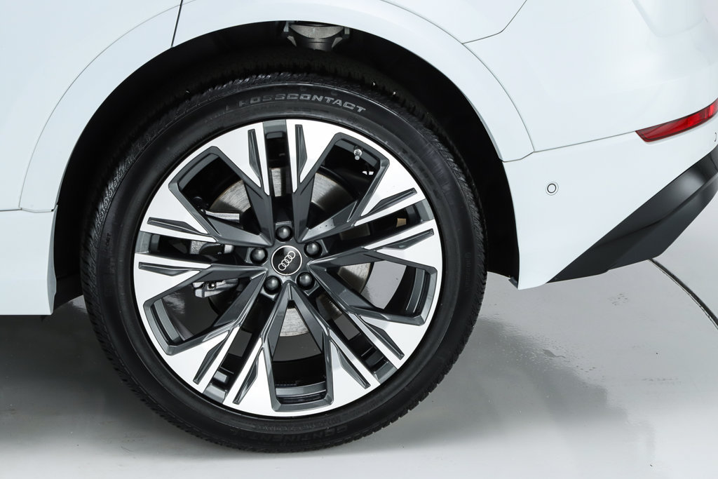 Used 2026 Audi Q8 Premium Plus AWD/4WD image 10