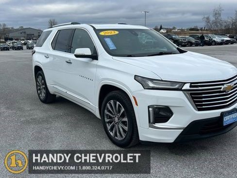 Certified 2023 Chevrolet Traverse Premier image 1