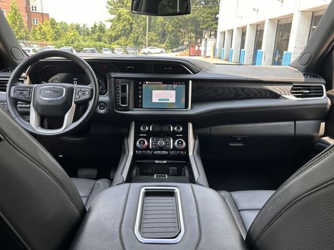 Used 2024 GMC Yukon Denali w/ Max Trailering Package RWD image 9