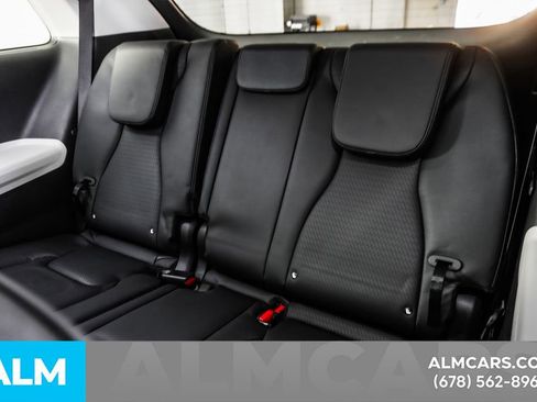 Used 2024 Kia Carnival SX Prestige image 20