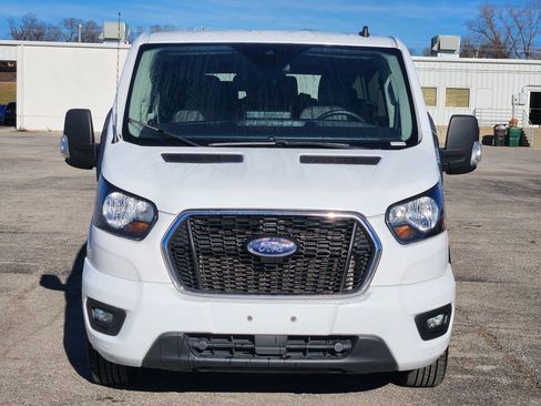 Used 2023 Ford Transit 350 XLT image 2