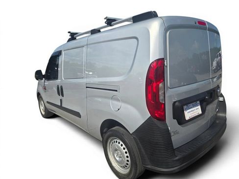 Used 2019 RAM ProMaster City Tradesman FWD image 3