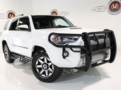 Used 2023 Toyota 4Runner TRD Off-Road image 8