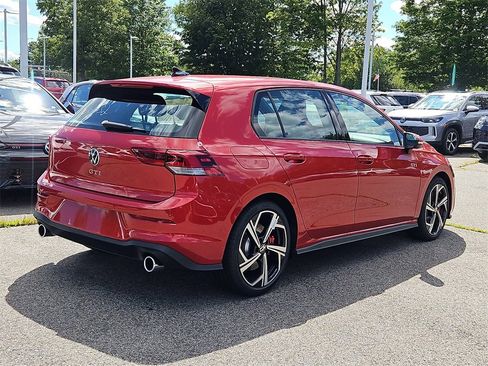 New 2025 Volkswagen GTI SE image 2