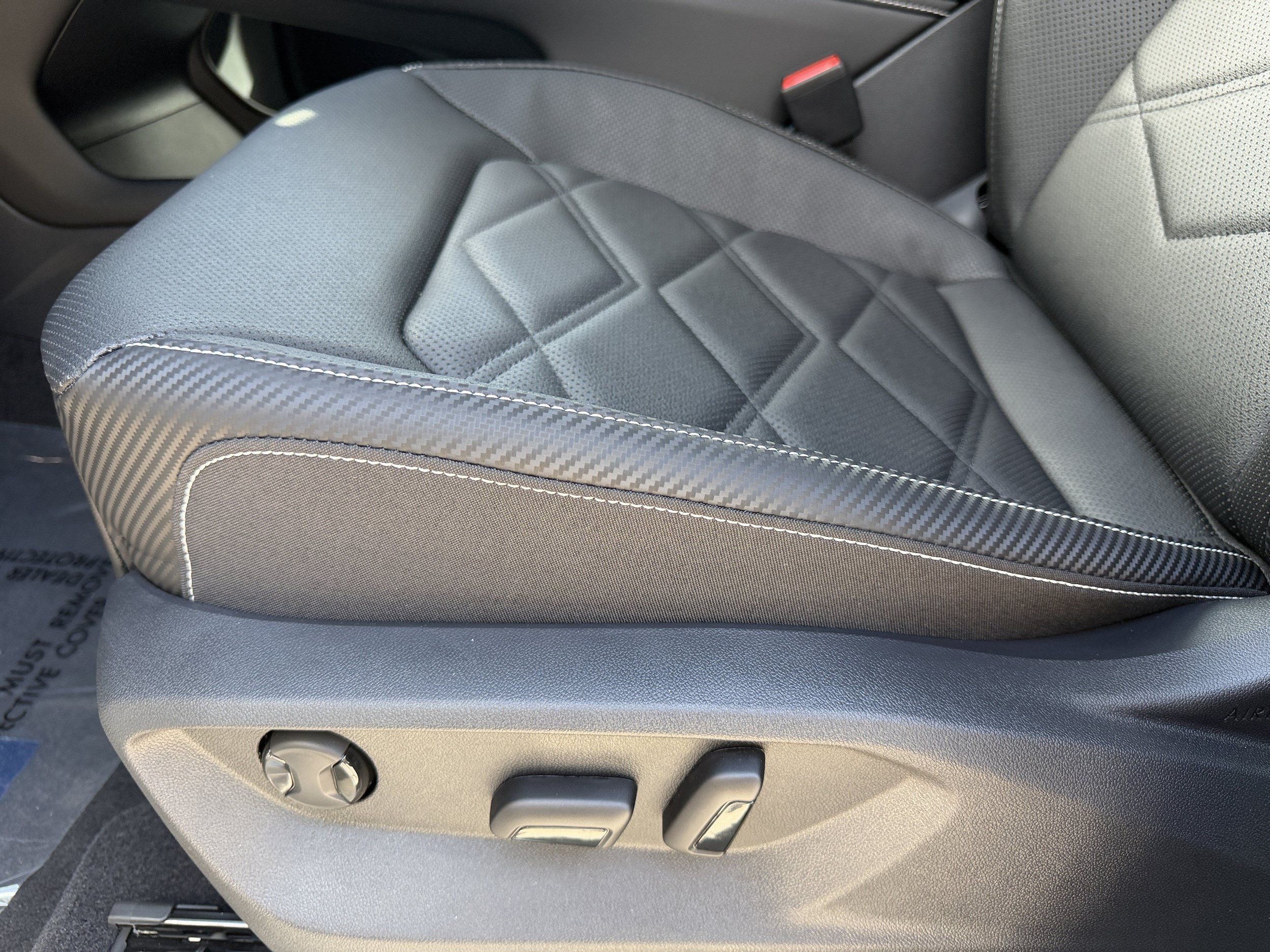 New 2026 Volkswagen Atlas Cross Sport SE FWD image 20