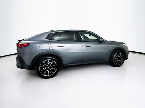 Used 2025 BMW X2 xDrive28i w/ Convenience Package image 10