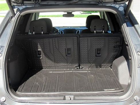 Used 2020 Chevrolet Equinox LT FWD image 10