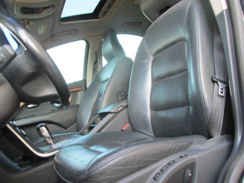 Used 2010 Volvo S80 3.2 image 10