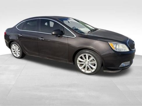 Used 2013 Buick Verano FWD image 15