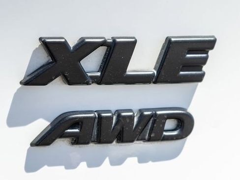 Used 2022 Toyota RAV4 XLE w/ Convenience Package AWD/4WD image 6